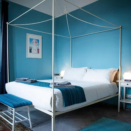 Adriana Oda ve Kahvaltı *